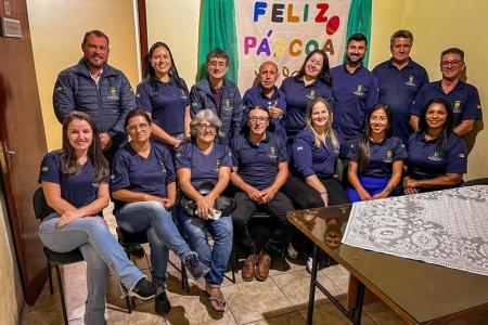 Servidores e vereadores da Câmara de Hulha Negra celebram a Páscoa com momento de confraternização