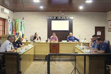Câmara de Hulha Negra aprova reajustes com ganho real para os servidores municipais