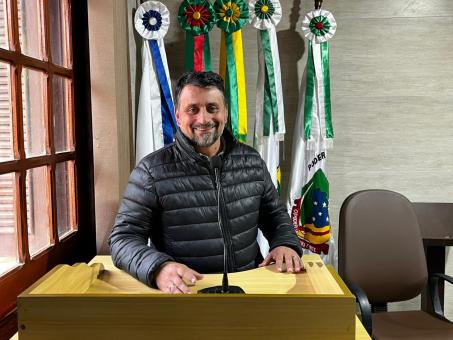 Retorno do vereador do PSB foi oficializado durante a sessão desta quinta-feira, 14